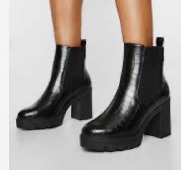 Boohoo Shoes - Boohoo Wide Fit Chunky Heeled Black Crocodile Chelsea Boots Size 8 Punk Goth Emo